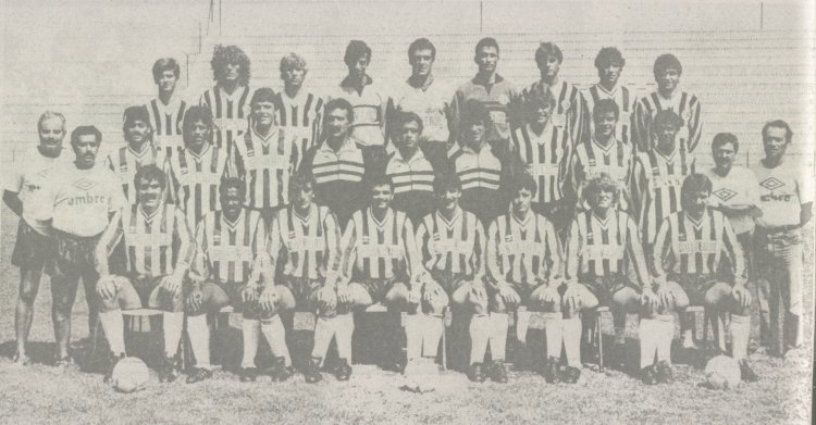 Fotografia de plantel — 1988-89
